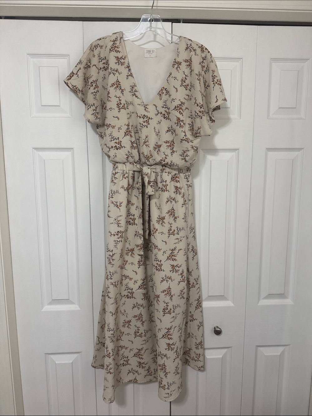 Sienna Sky summer/fall dress
